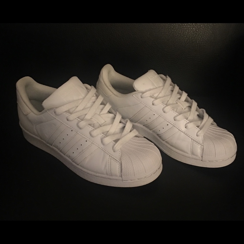 Adidas 👟 - Picture 4 of 5